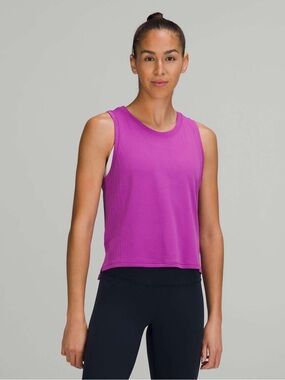 Lululemon Train to Be Tank Top Vivid Plum Purple - Size 4 EUC